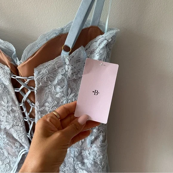 V. Chapman The Ruby Dress in Ice Blue - Picture 5 of 8